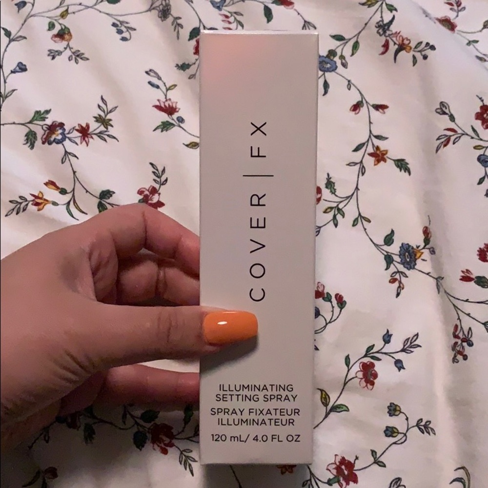 Cover FX illuminating setting spray